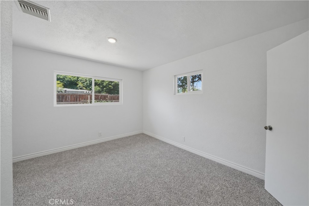 14732 Whittram Property Photo 18
