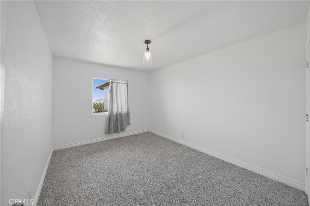 14732 Whittram Property Photo 20