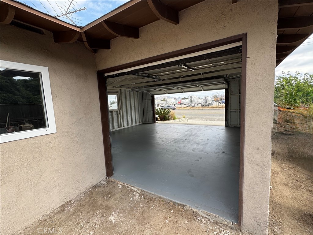 14732 Whittram Property Photo 25
