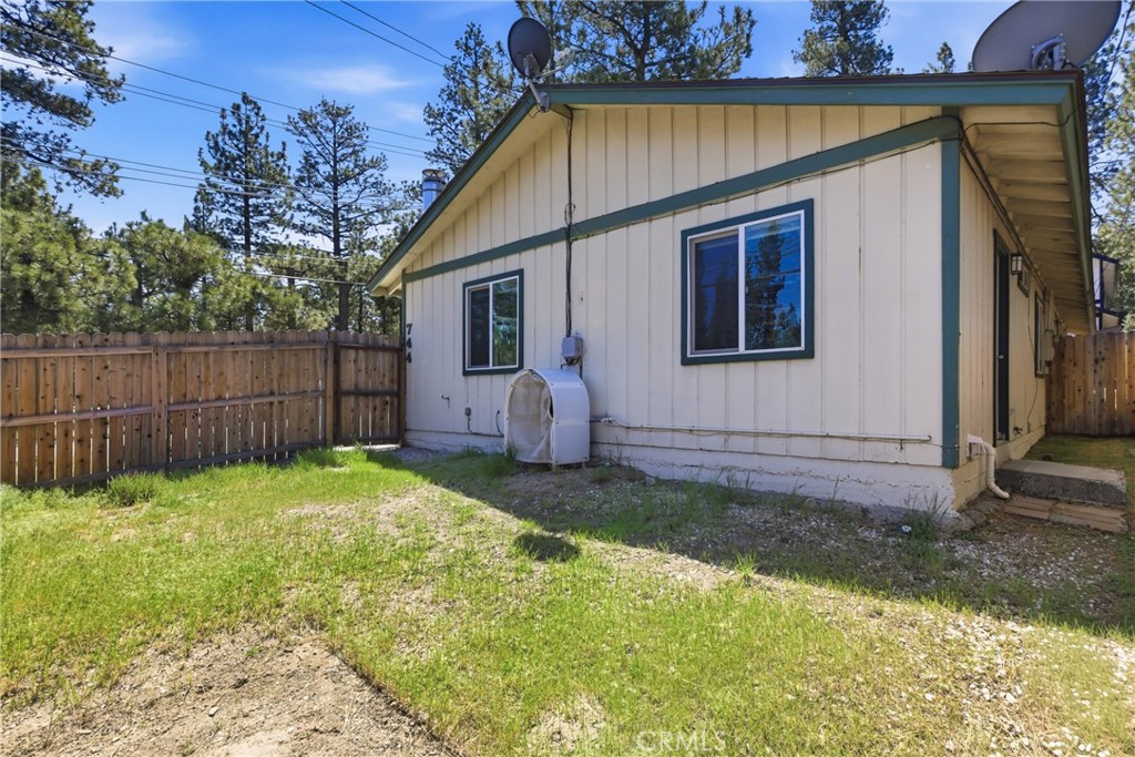 744 E Big Bear Property Photo 4