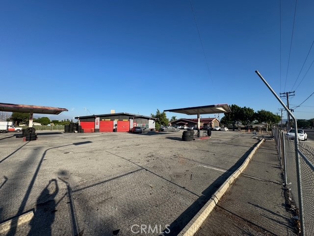 7615 Sterling Property Photo 2