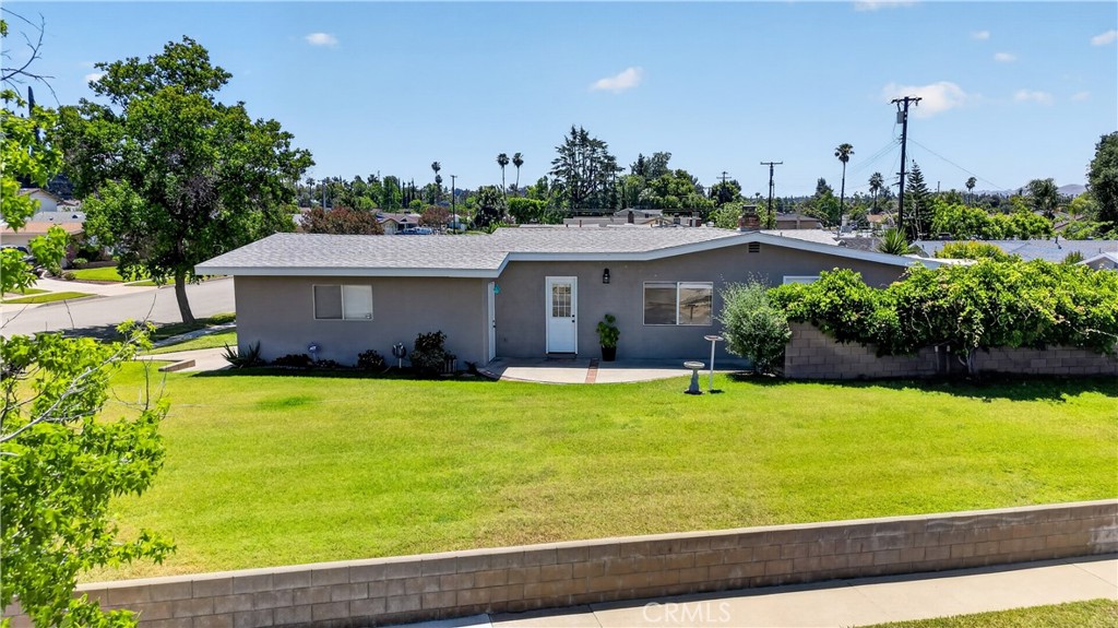 331 Lido Street Property Photo 5