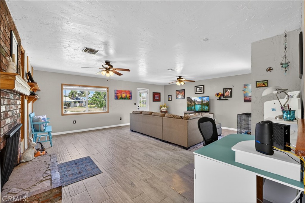 331 Lido Street Property Photo 10