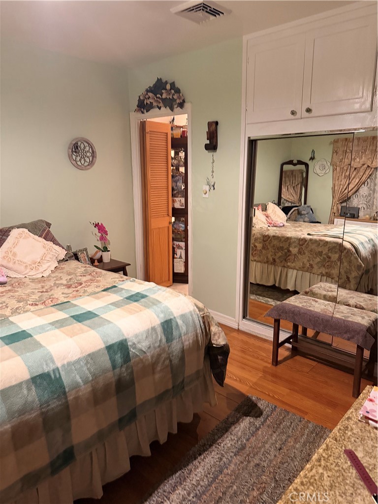 444 W Buckthorn Property Photo 24