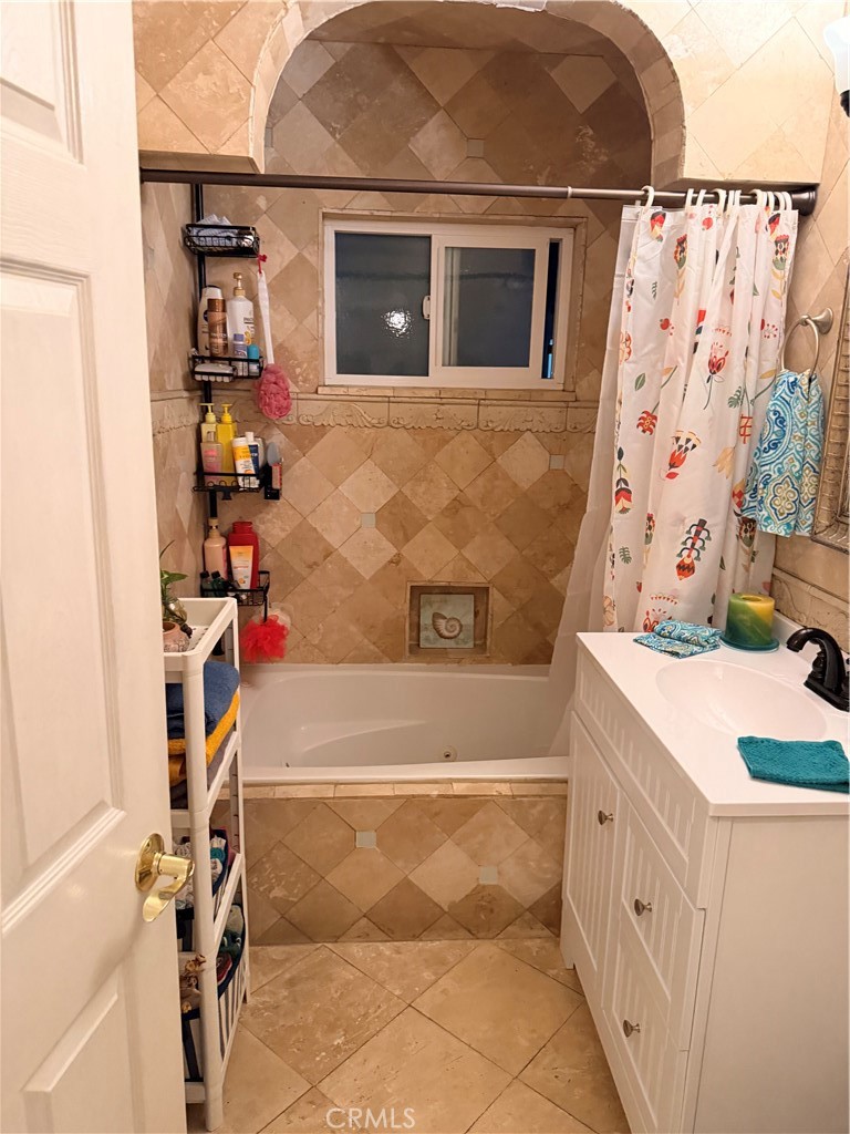 444 W Buckthorn Property Photo 27