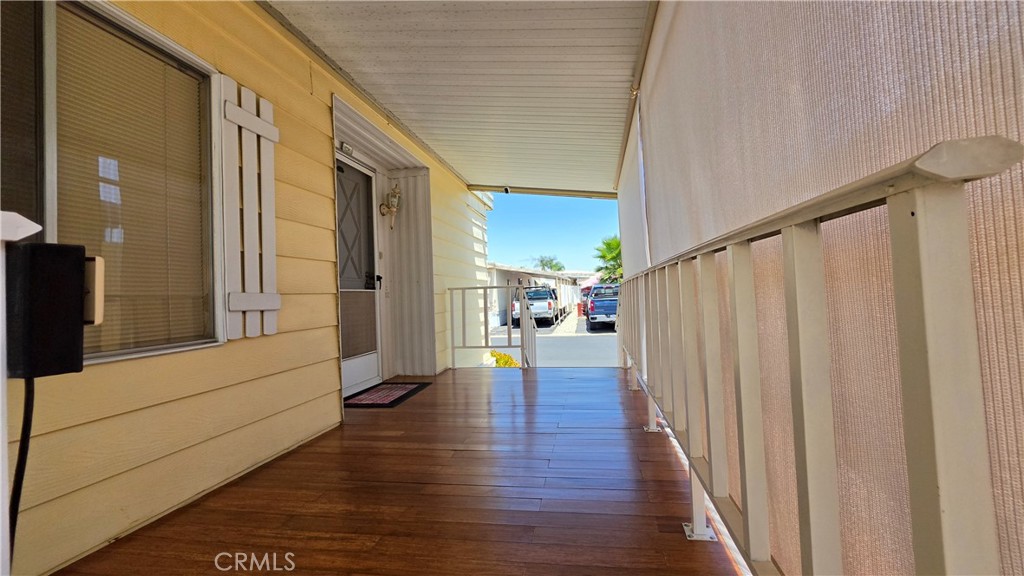 575 S Lyon Avenue 51 Property Photo 13