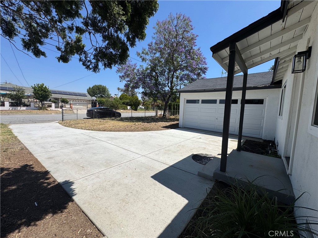 16229 Hunter St Property Photo 6