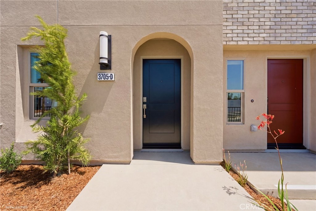 10720 Golden Koi A Property Photo 3