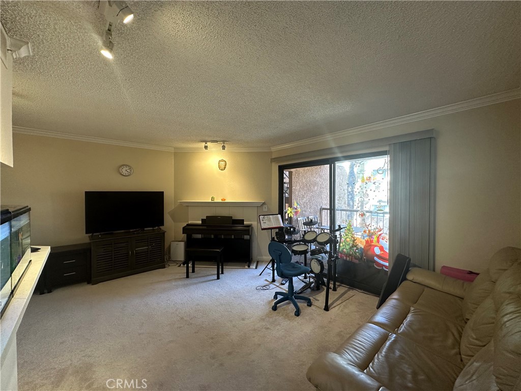 10655 Lemon Avenue 2709 Property Photo 4
