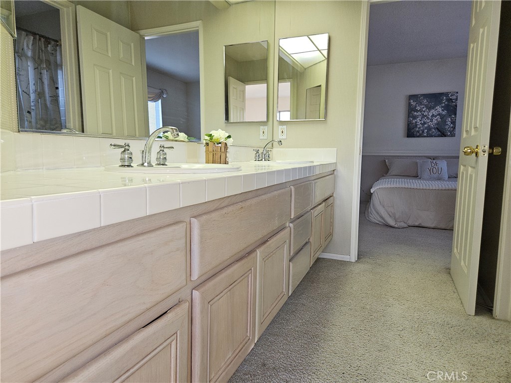 1050 Ginger Circle Property Photo 19