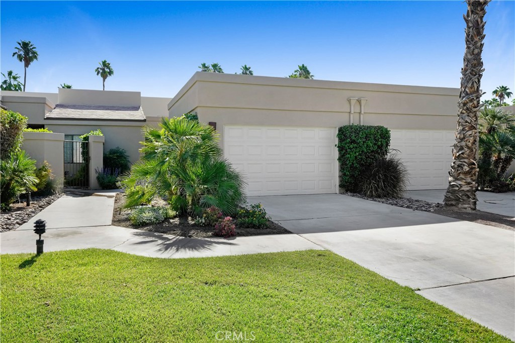 39856 Narcissus Property Photo 1