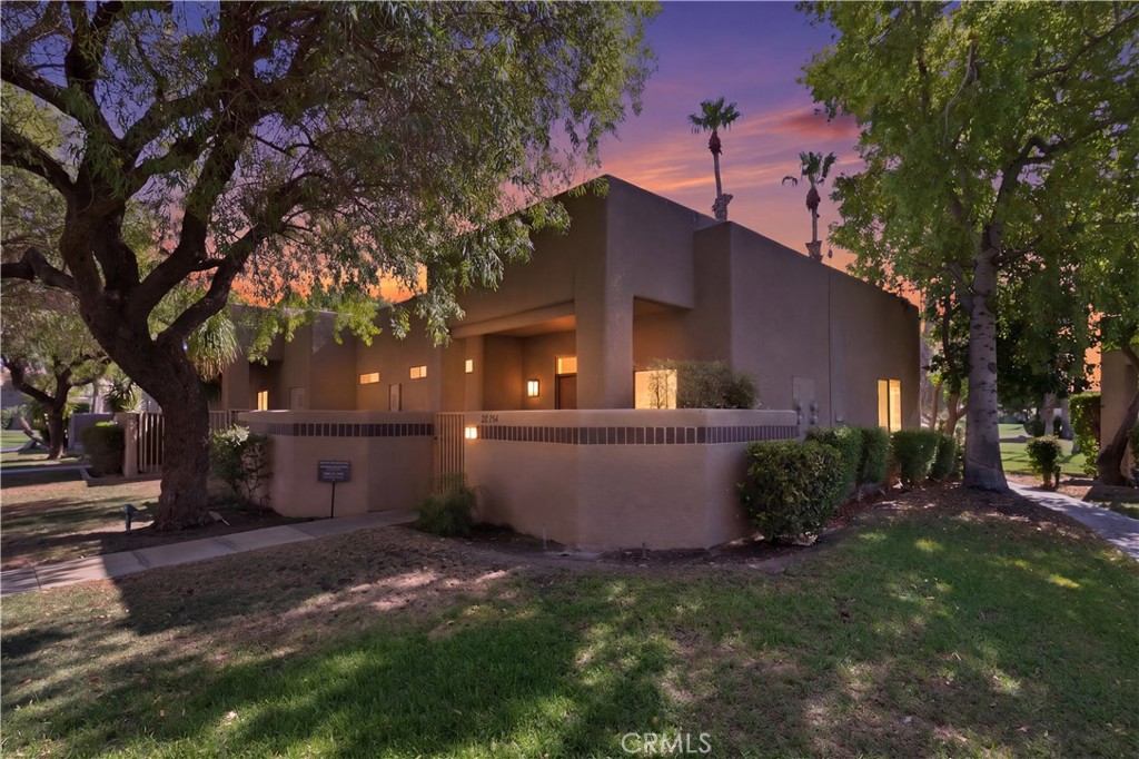 28984 Desert Princess Drive Property Photo 1
