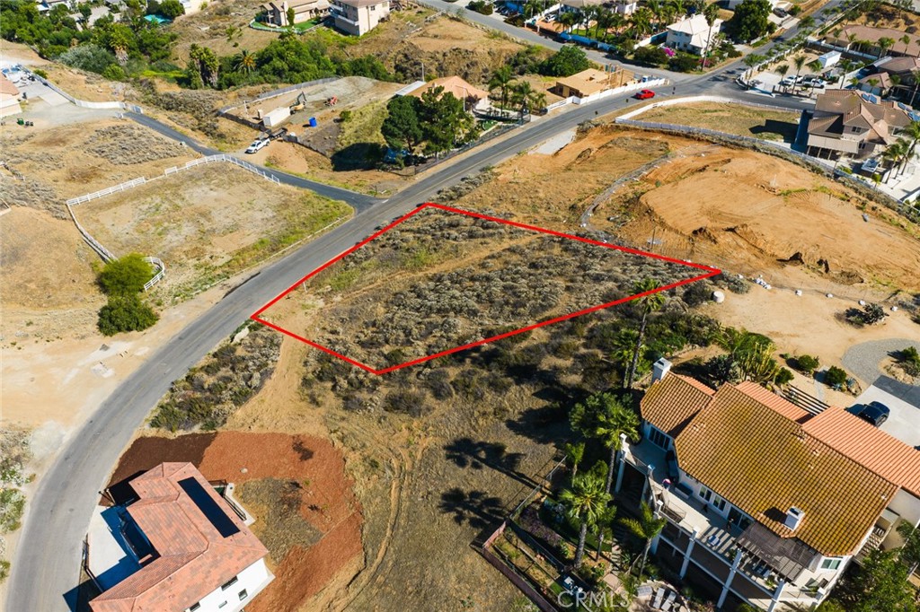 16527 Canyon Ridge Drive Property Photo 9
