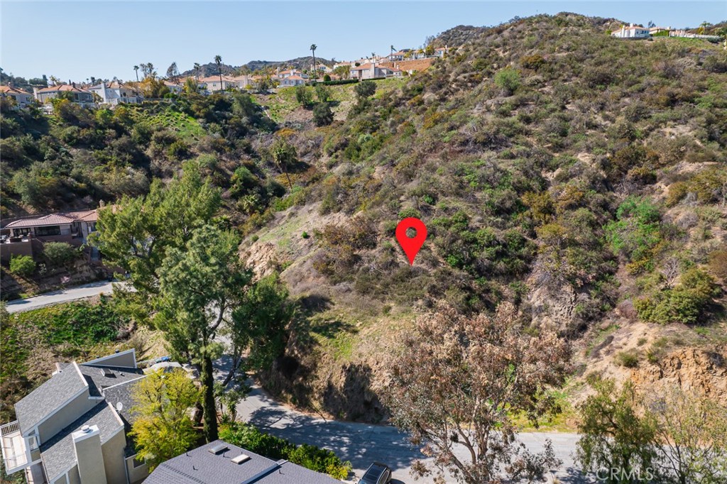 2745 Kennington Drive Property Photo 13