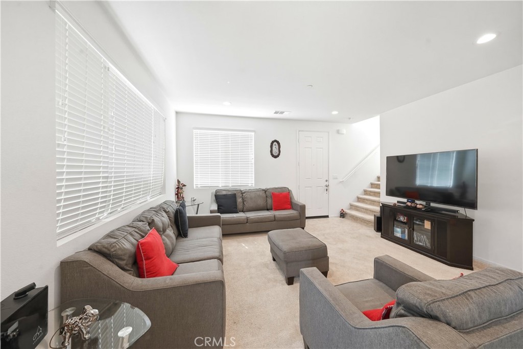 2242 Autumn Court Property Photo 10