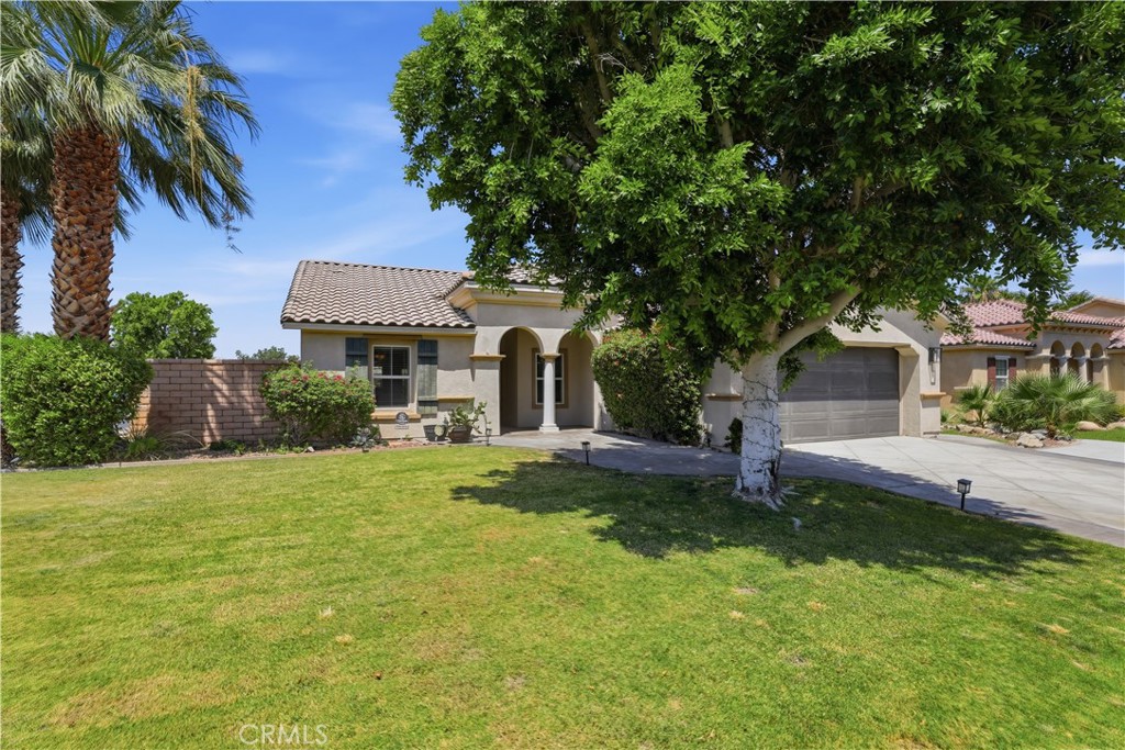 41425 Farmer Court Property Photo 2