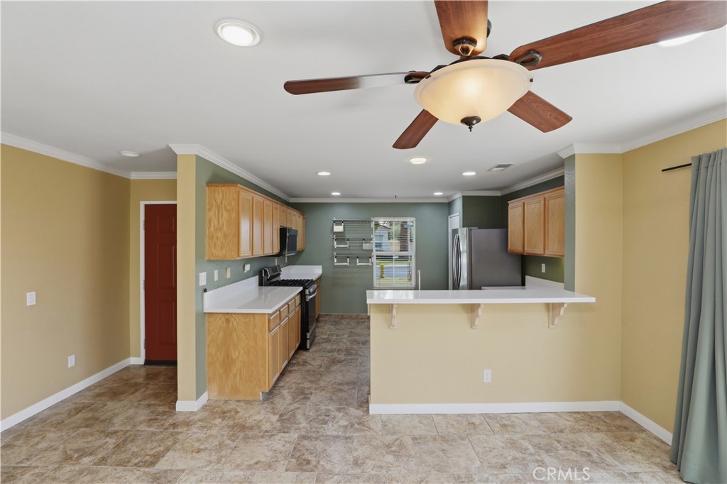 41425 Farmer Court Property Photo 10