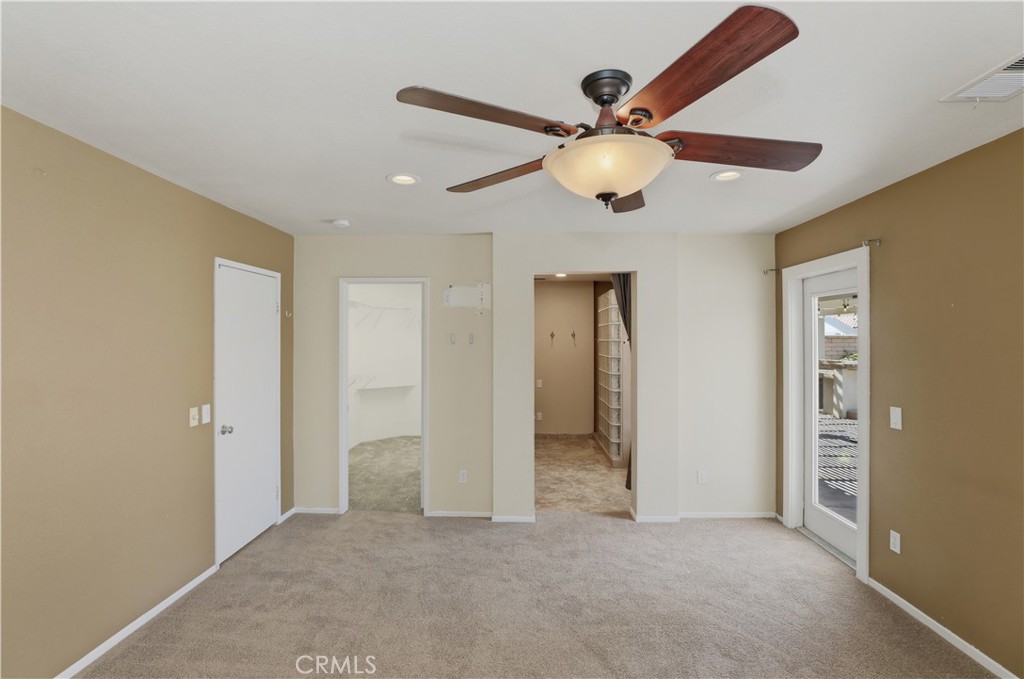 41425 Farmer Court Property Photo 17