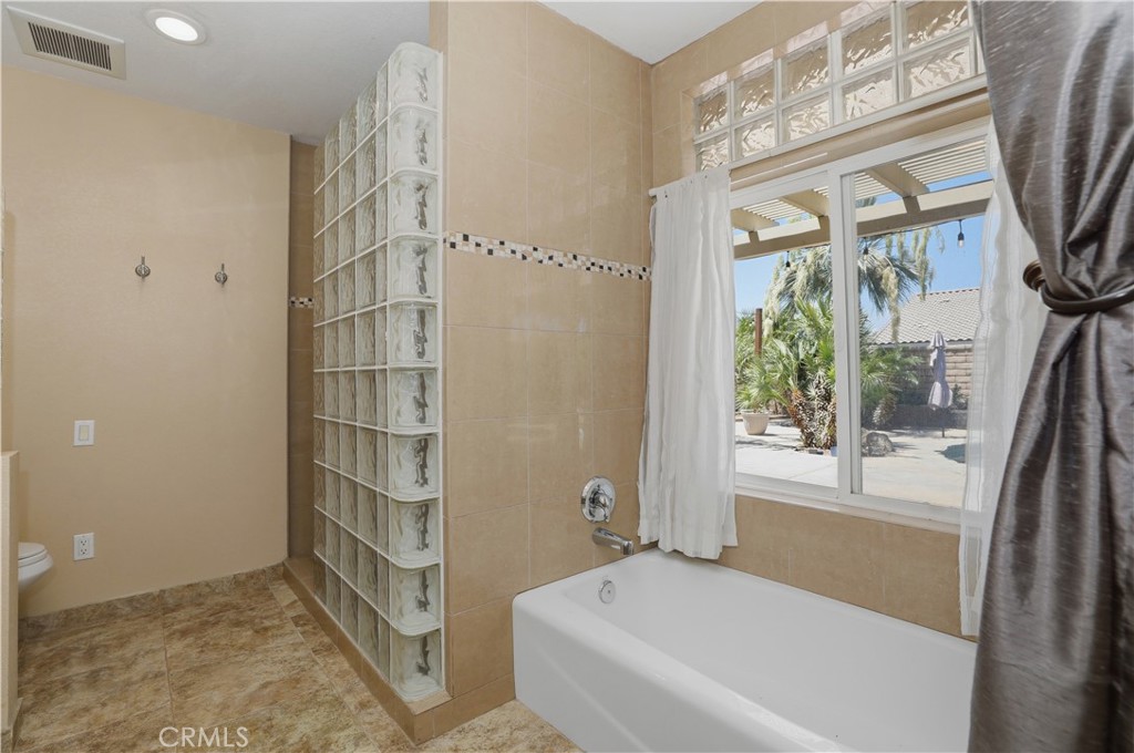 41425 Farmer Court Property Photo 20
