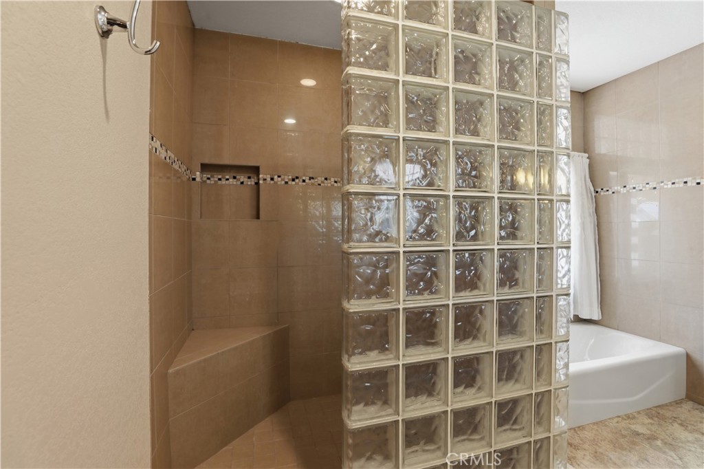 41425 Farmer Court Property Photo 21