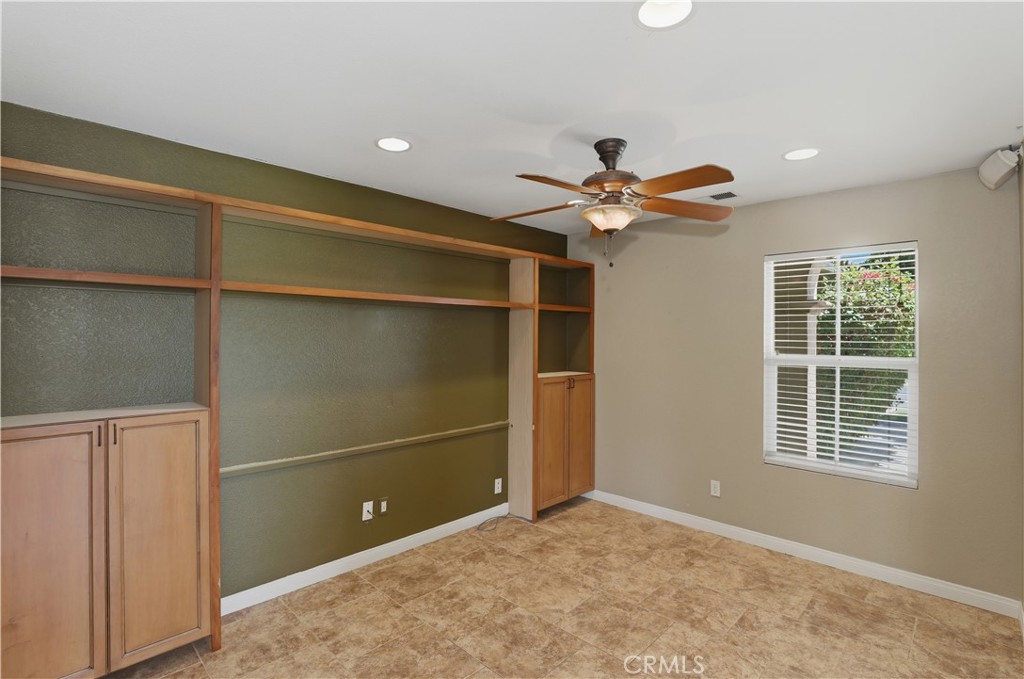 41425 Farmer Court Property Photo 25
