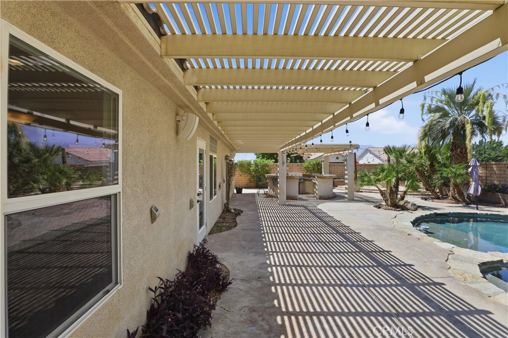 41425 Farmer Court Property Photo 32