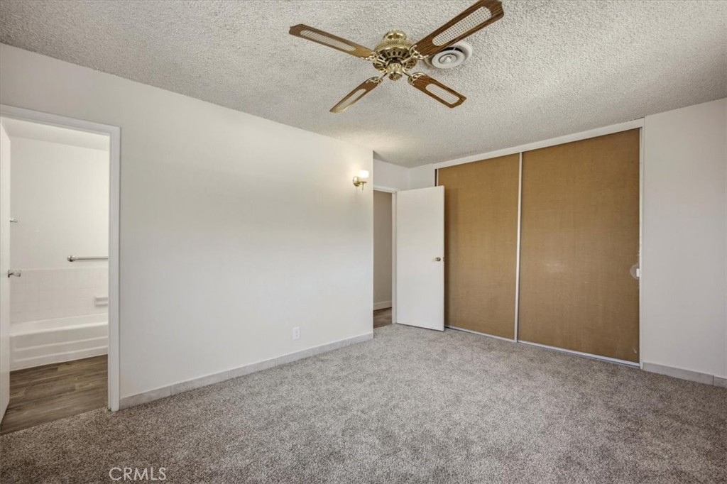 26124 New Chicago Property Photo 22
