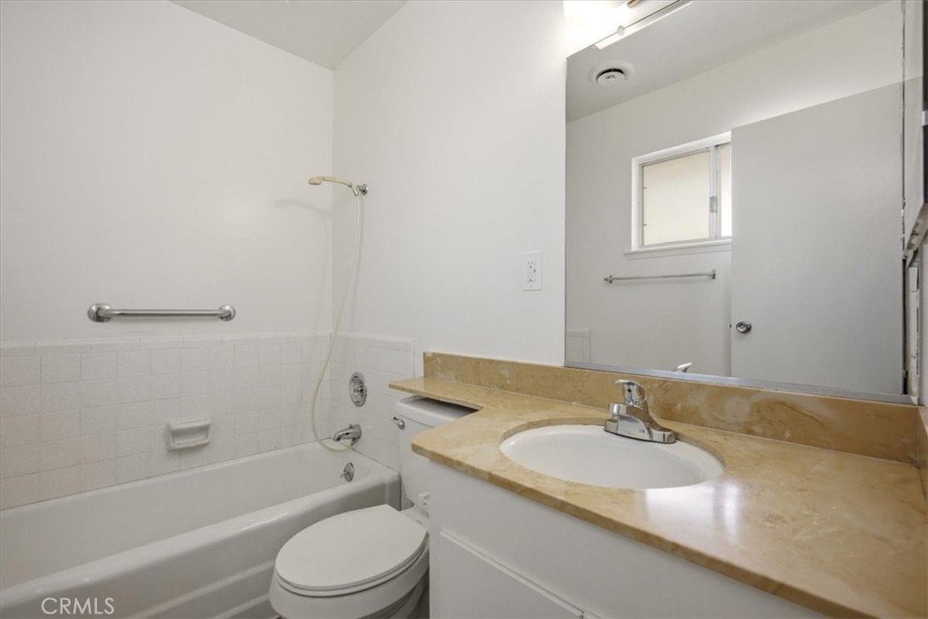 26124 New Chicago Property Photo 24