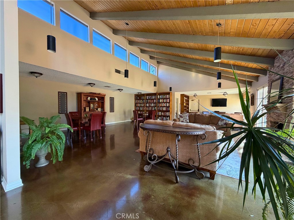 824 Pinetree Circle 36 Property Photo 11
