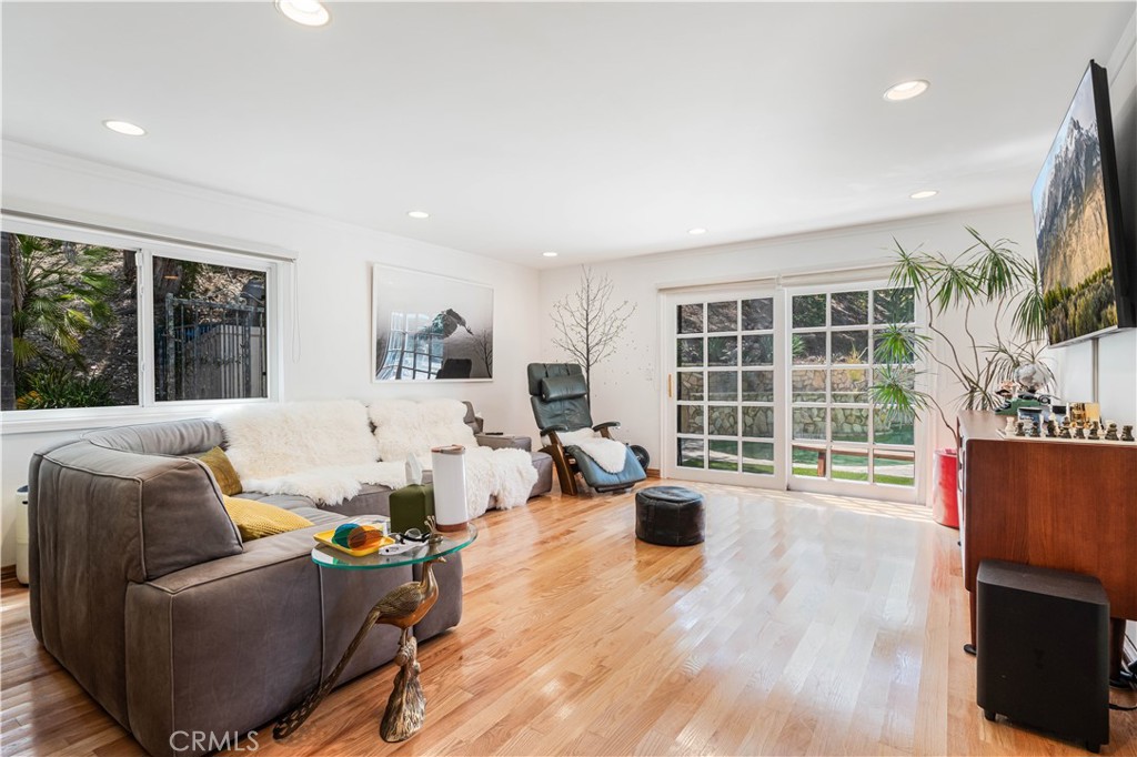 3636 Dellvale Place Property Photo 15