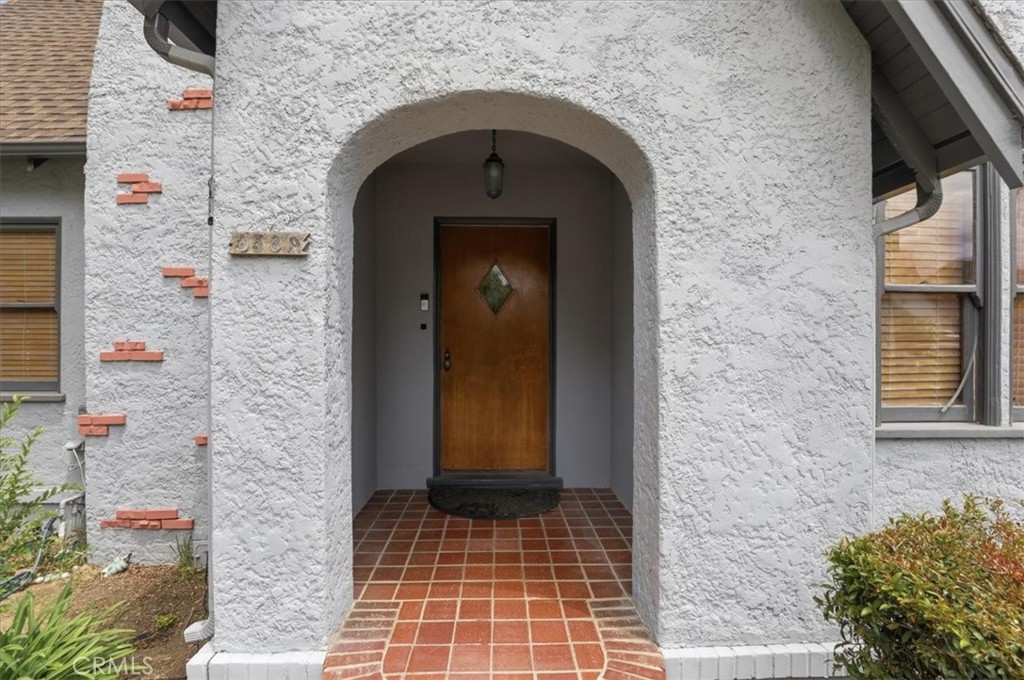 3589 Castle Reagh Property Photo 8