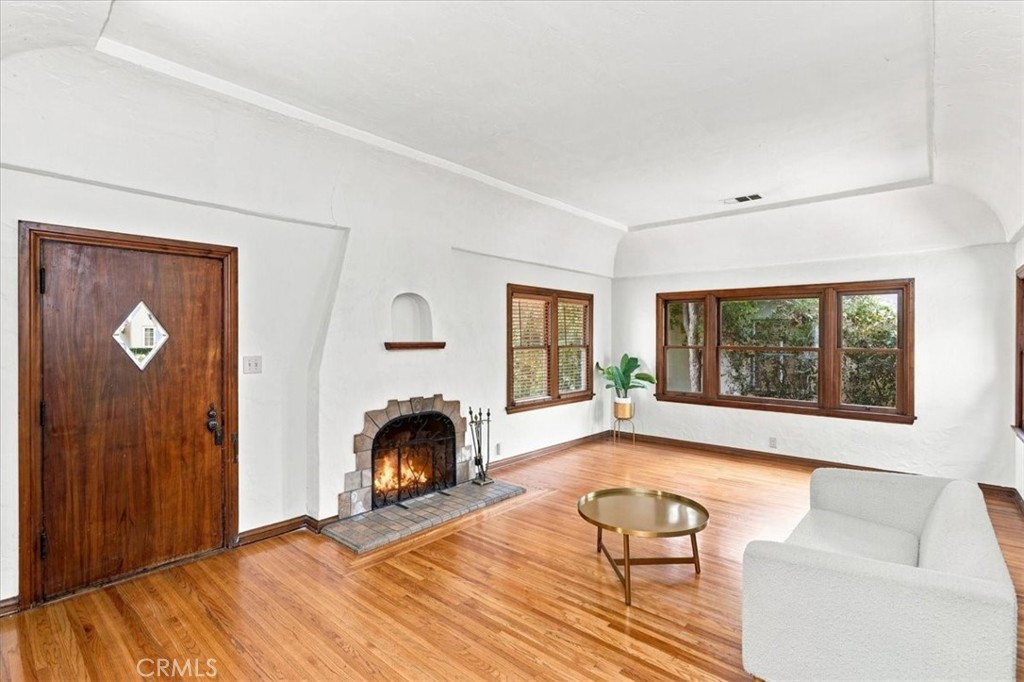 3589 Castle Reagh Property Photo 9