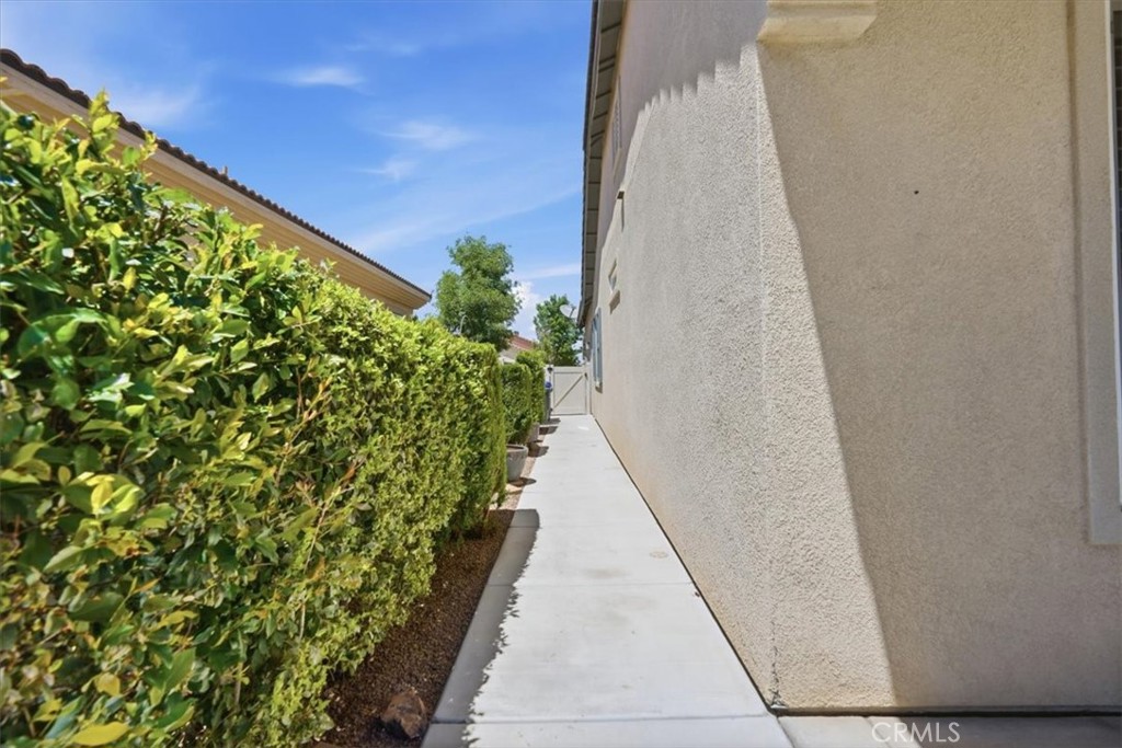 19423 Crystal Springs Lane Property Photo 7