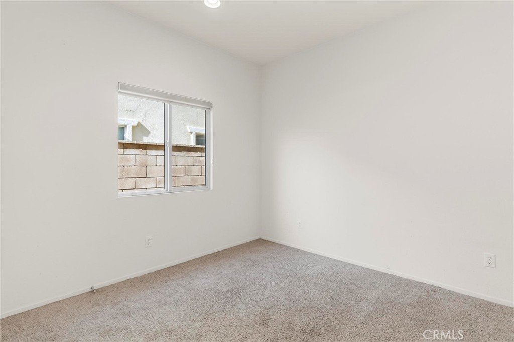 16774 Cherry Tree Lane Property Photo 12