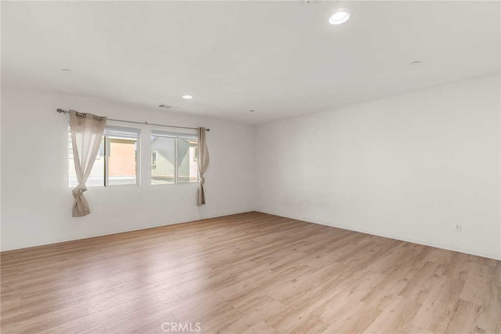 16774 Cherry Tree Lane Property Photo 21