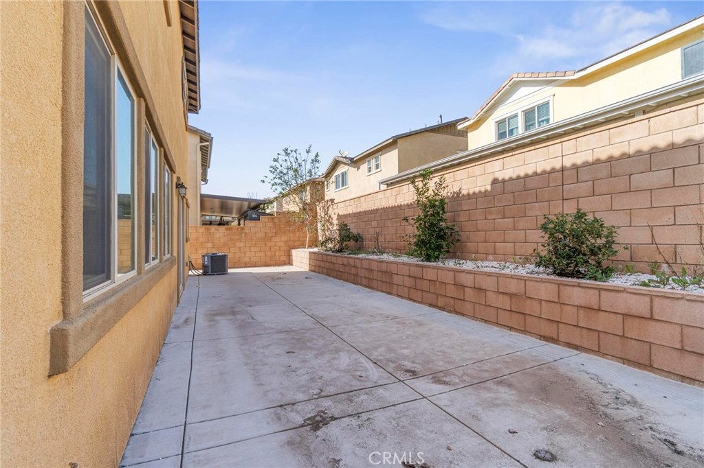 16774 Cherry Tree Lane Property Photo 28