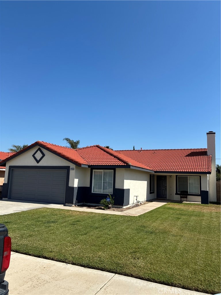 17835 Dianthus Avenue Property Photo 1