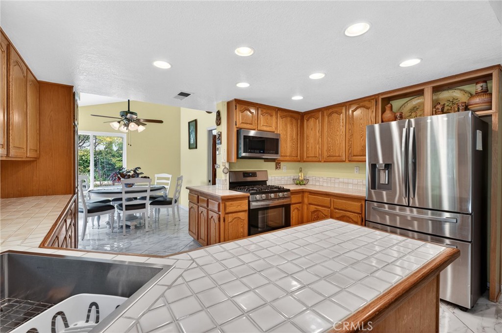 17347 Northlake Property Photo 7