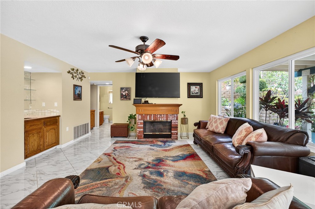 17347 Northlake Property Photo 10
