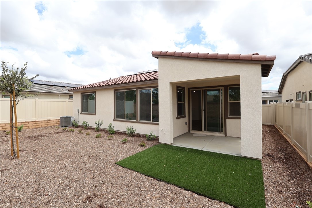 1577 Winding Sun Drive Property Photo 4