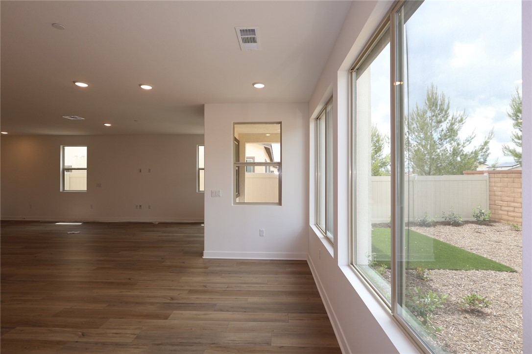 1577 Winding Sun Drive Property Photo 14
