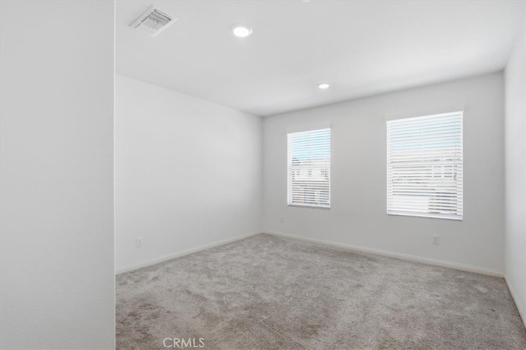 16589 Trailblazer Avenue Property Photo 35