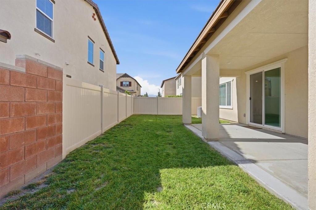 16589 Trailblazer Avenue Property Photo 42