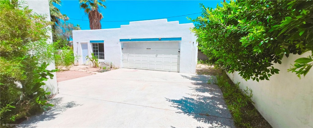 1932 S Barona Property Photo 4