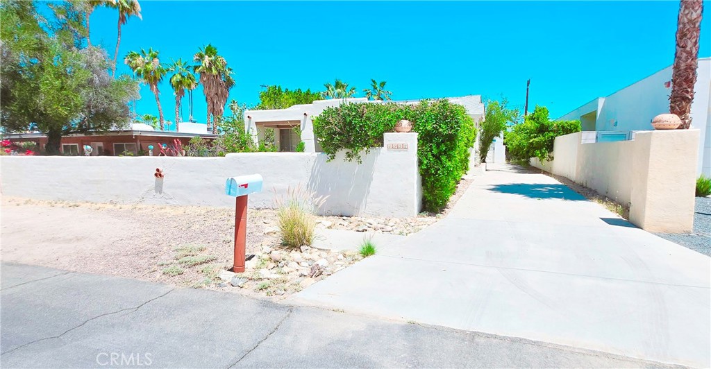 1932 S Barona Property Photo 5