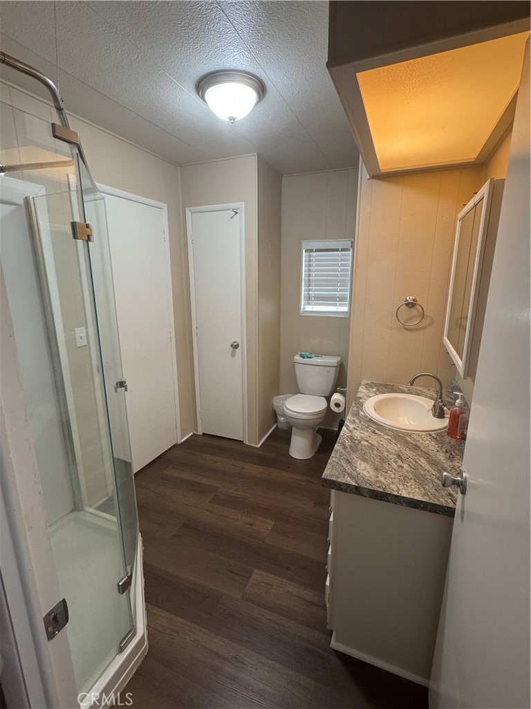 2205 W Acacia 200 Property Photo 14