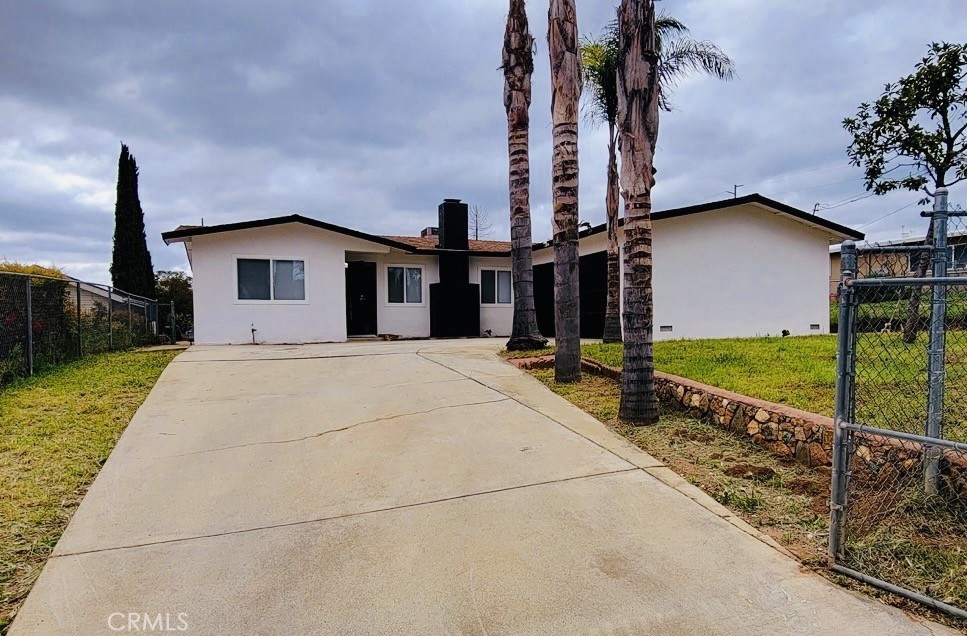 10045 Jonathan Property Photo 1