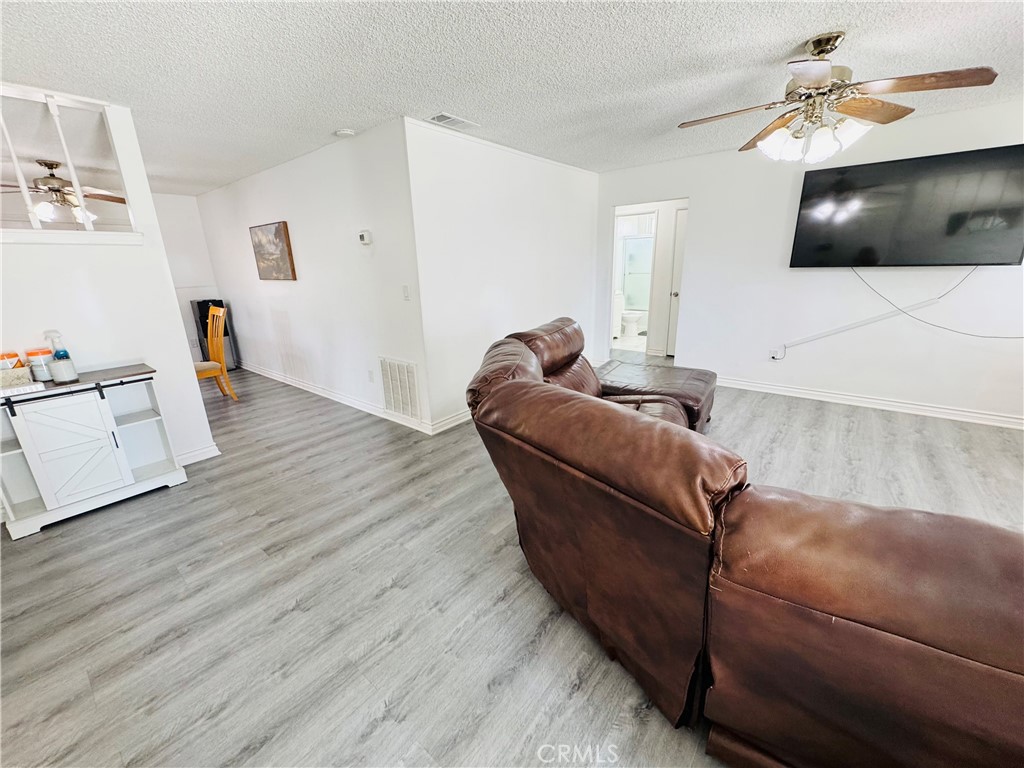 10045 Jonathan Property Photo 7