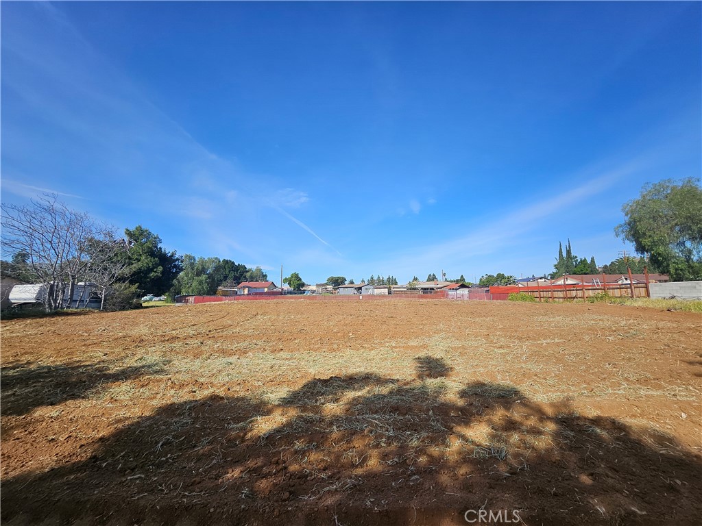 24208 Dracaea Avenue Property Photo 9