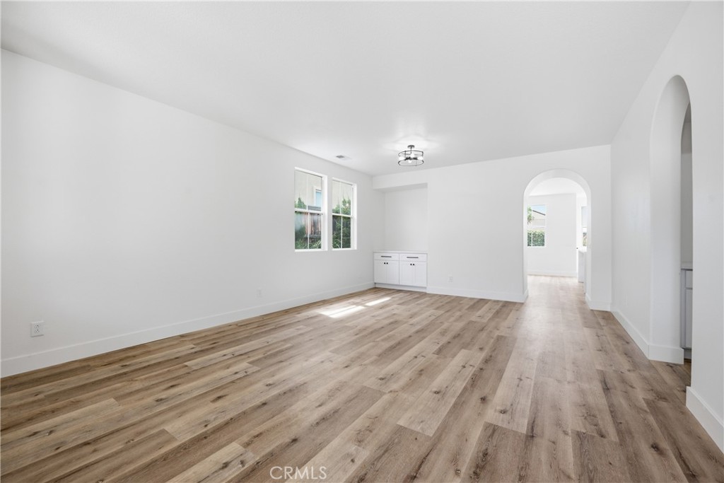 5177 Bluegrass Way Property Photo 4